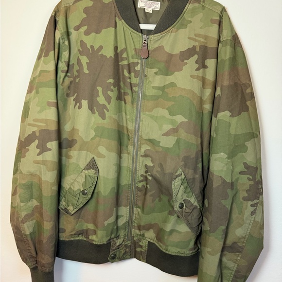 Wallace & Barnes Other - Men's Camouflage Bomber Jacket Sz XL